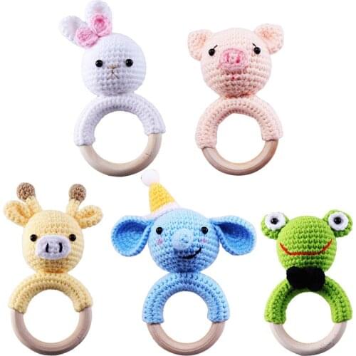 Crochet Wooden Ring Baby Teether Animal Rattle Chewing Teething Nursing Soother Cartoon Bed Toys Education Toy 1pc