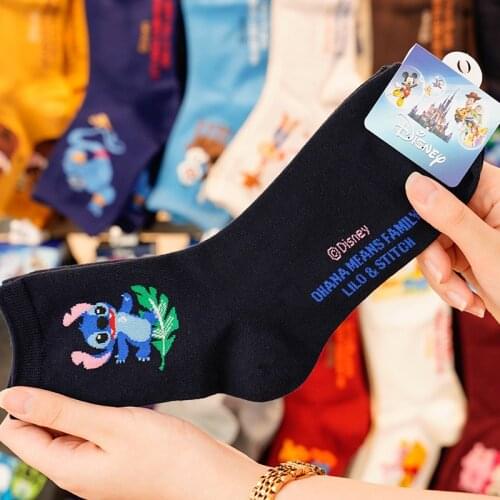 Disney cute solid color cotton socks cartoon print play Mickey / Winnie the Pooh / Toy Story in the tube cotton socks For women