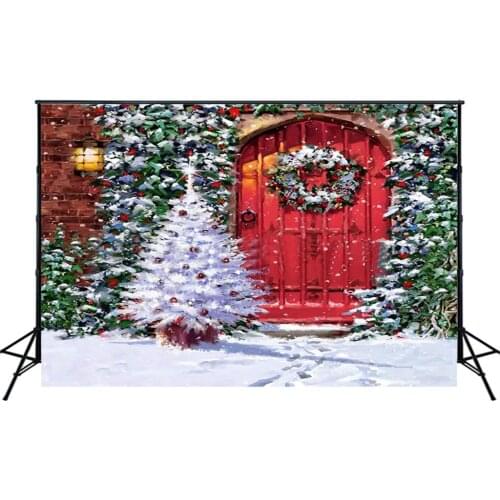 Filming Christmas Red Door Backdrop Xmas Wreath Tree Snowflakes Photo Background Holiday Decor Photoshoot Studio Portrait Props