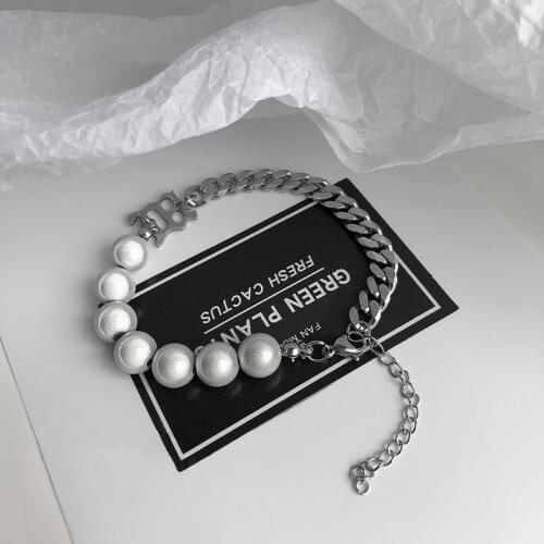 Origin Summer Letter M Asymmetric Reflective Pearl Charm Bracelet for Women Girls Fashion Beaded Chunky Chain Bracelet Jewelry