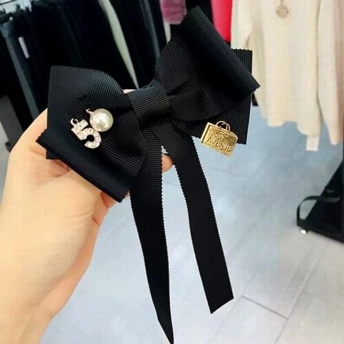 Simple Korean College Style Sweet Bow Tie Tassel Brooch for Women Fashion Suit Cloth Shirt Corsage Jewelry Collar Accessories