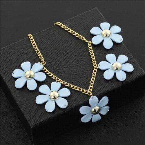 CC Necklace For Women Hyperbole Style Wedding Jewelry Big Flower Shape Wholesale Party Accessories Fine Vintage Bohemia D060