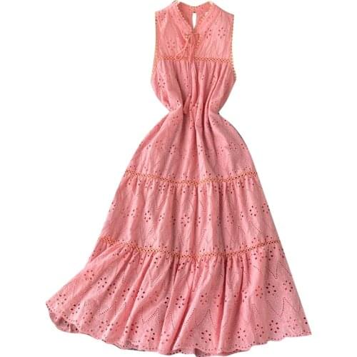 New Summer Women Loose Sleeveless Vest Dress High Quality Vintage Embroidery Hollow Out Vacation Long Dress