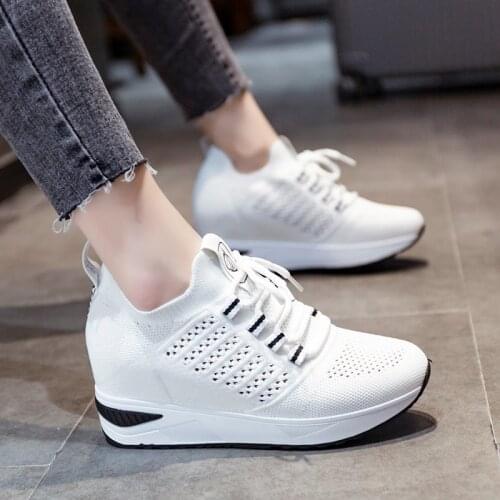 New Women Sock Shoes Platform Sneakers Breathable Mesh Height-increasing Lace up Chunky Shoes Female Casual Flats Walking Shoes