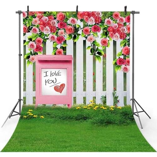I Love You Themed Party Backdrop for Photography Celebration Valentines Day Red Pink Rose Photo Background Green Grassland